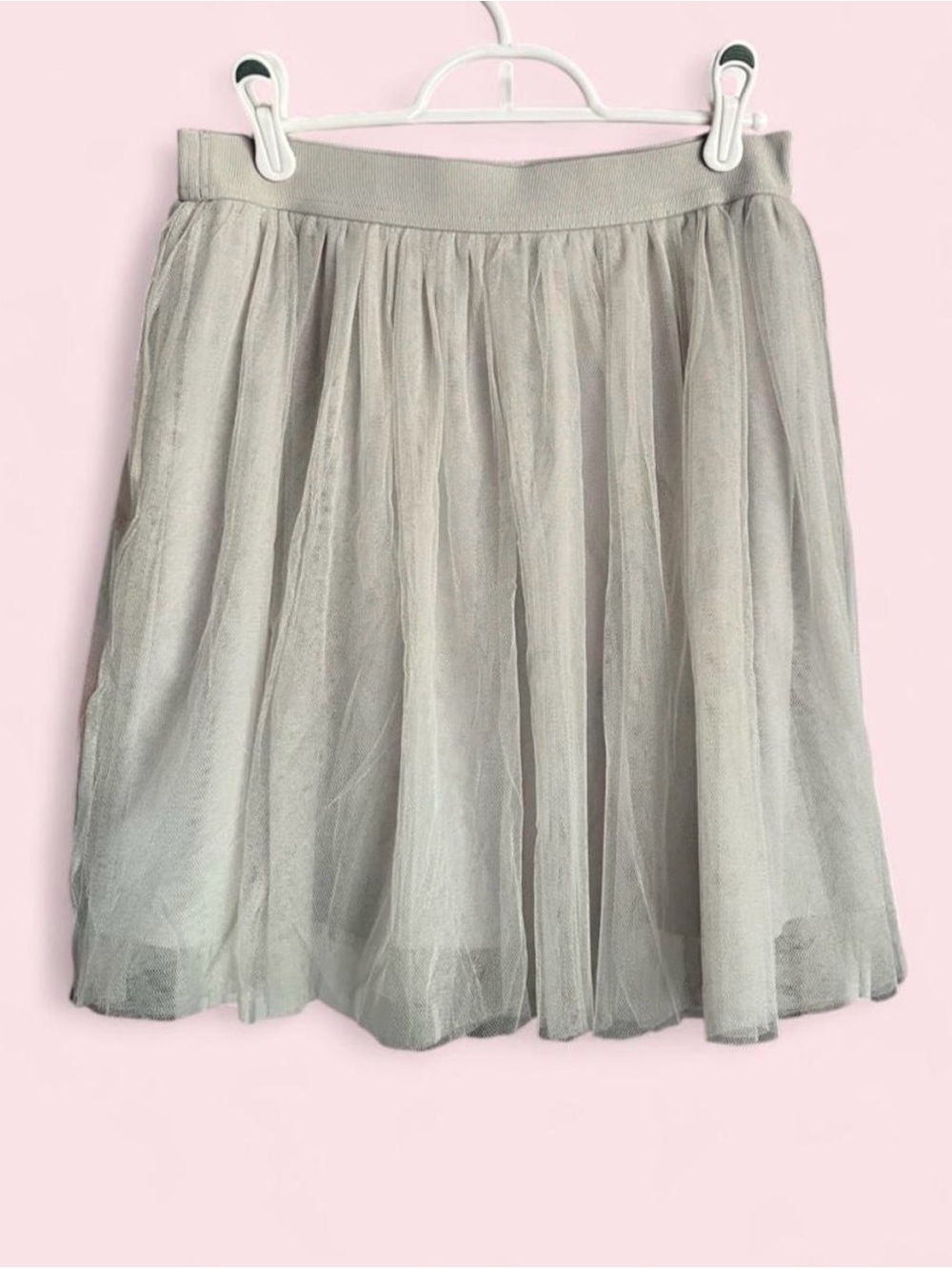 LC Lauren Conrad Light Gray Tulle Skirt